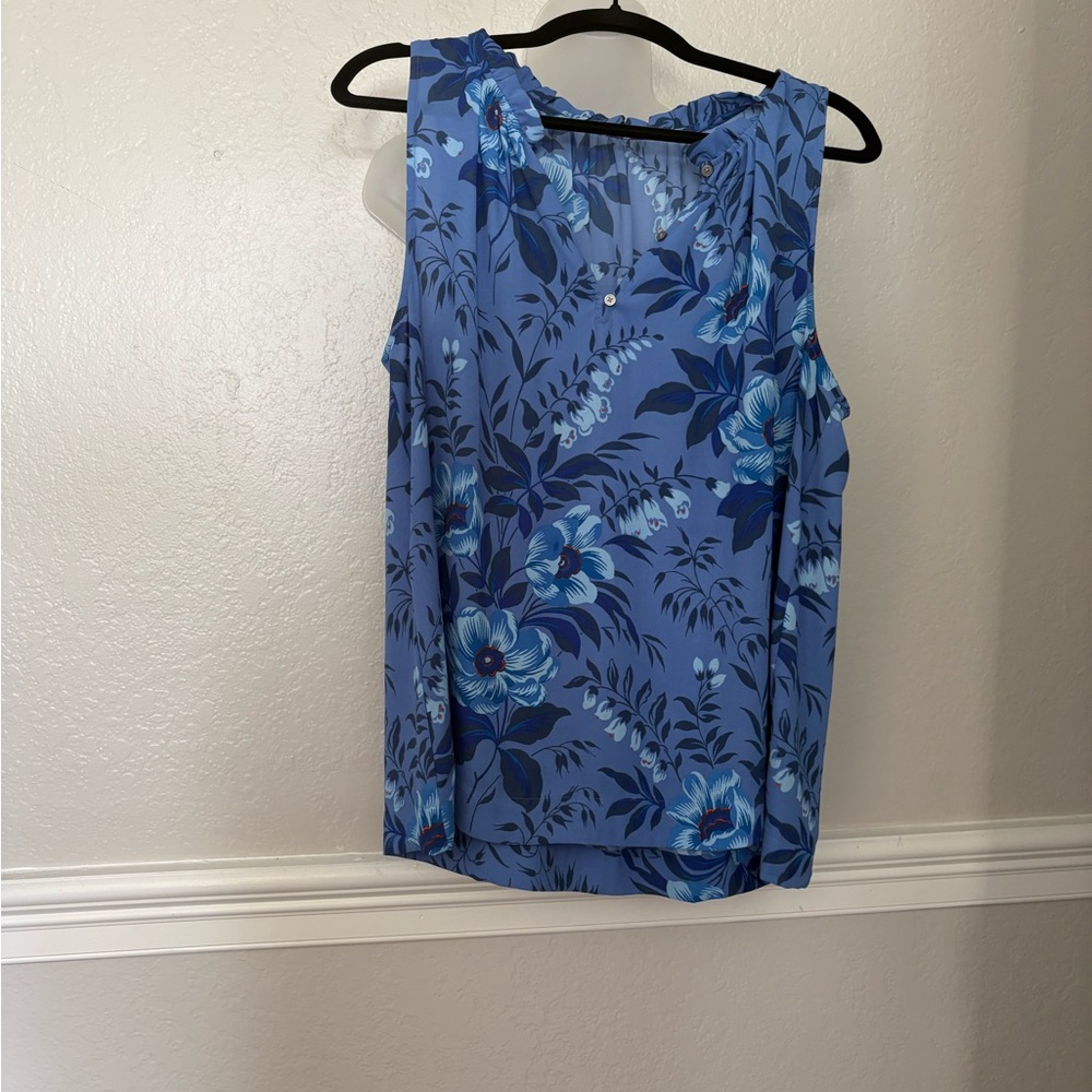 LOFT Blue Floral Tank Top - Picture 3 of 3